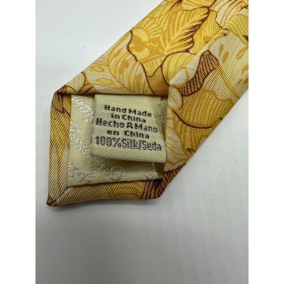 TOMMY BAHAMA Mens Yellow Palm Tree Flower 100% Silk Tie Necktie - Picture 4 of 5